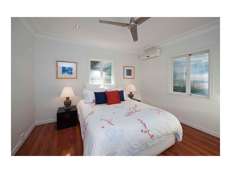 24 Eton Street, Toowong QLD 4066