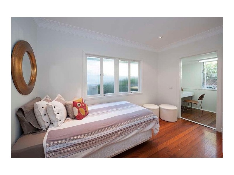 24 Eton Street, Toowong QLD 4066