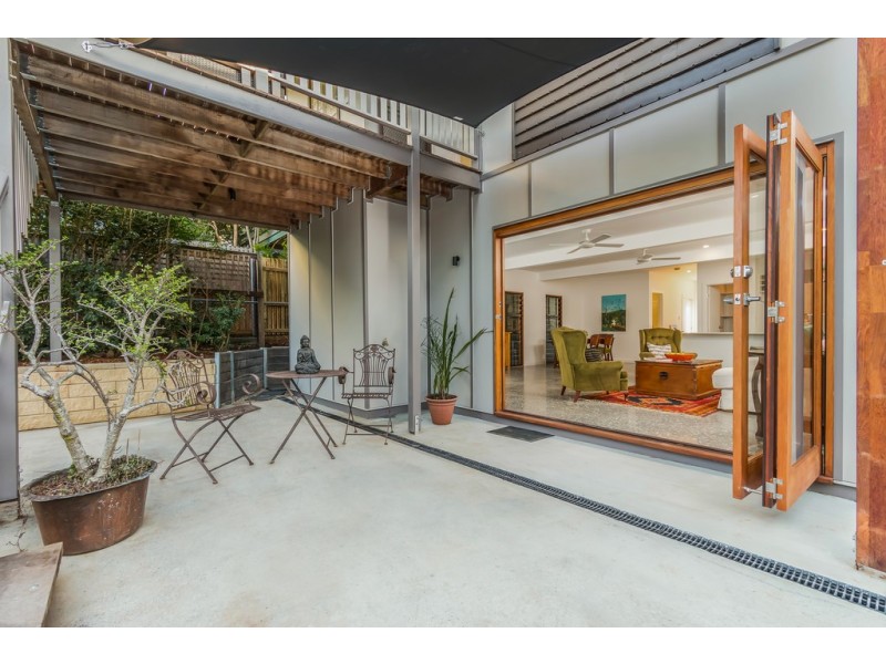 67 Lindsay Street, Ashgrove QLD 4060