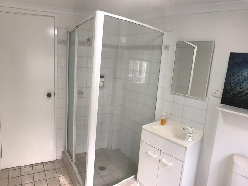 32 Windsor Road, Red Hill QLD 4059