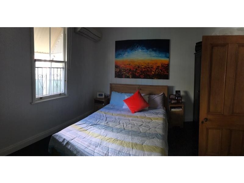 32 Windsor Road, Red Hill QLD 4059