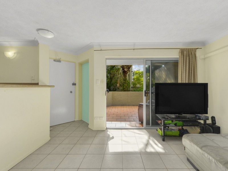 2/5 Bergin Street, Milton QLD 4064