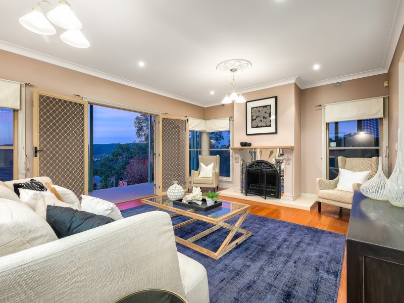 81 Clare Place, The Gap QLD 4061