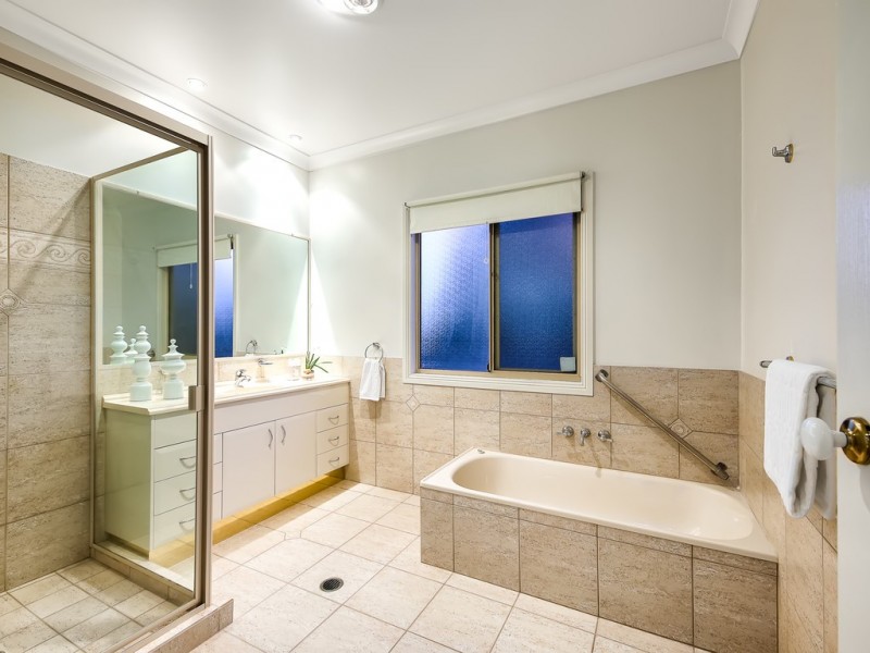 81 Clare Place, The Gap QLD 4061