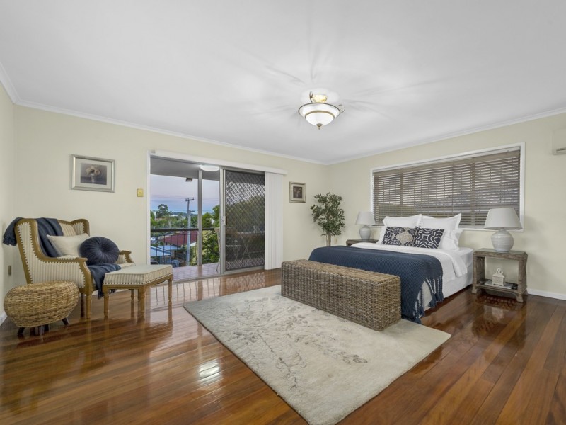 65 Long Street, Camp Hill QLD 4152
