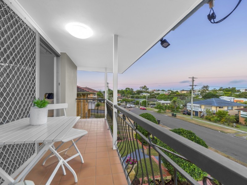 65 Long Street, Camp Hill QLD 4152