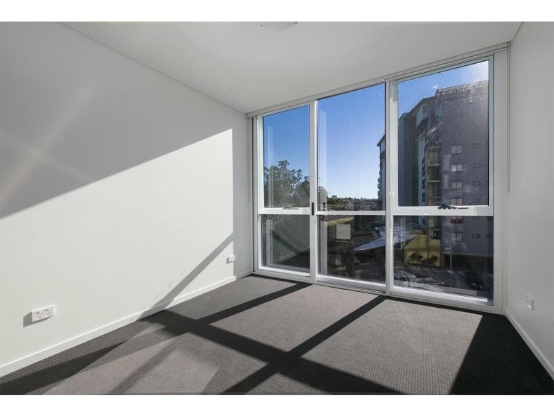 6 Land Street Toowong, Toowong QLD 4066