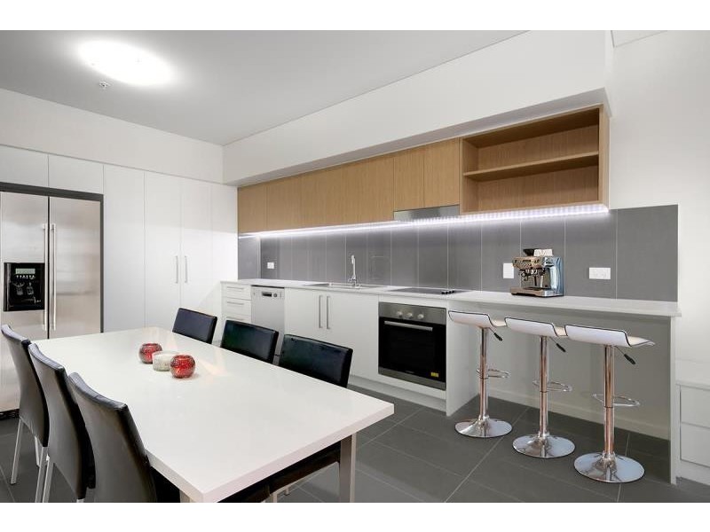 6 Land Street Toowong, Toowong QLD 4066