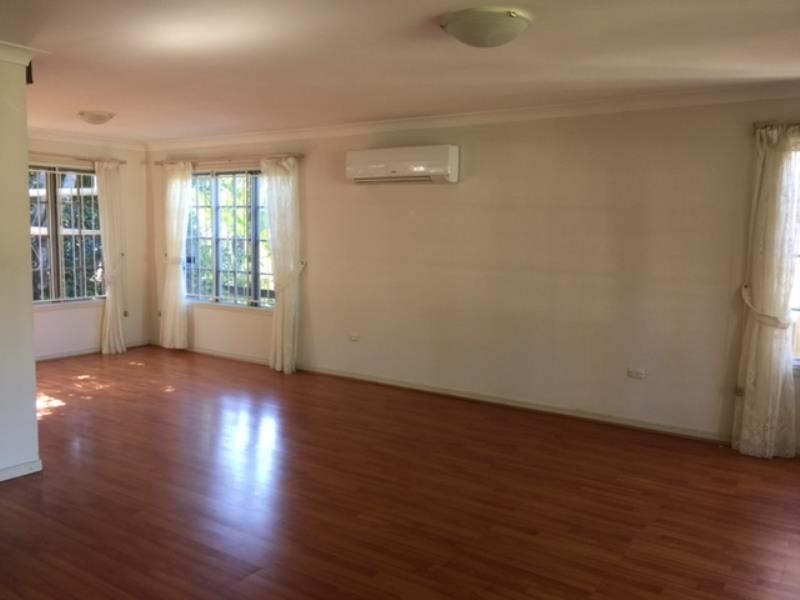 36 Clarina Street, Chapel Hill QLD 4069