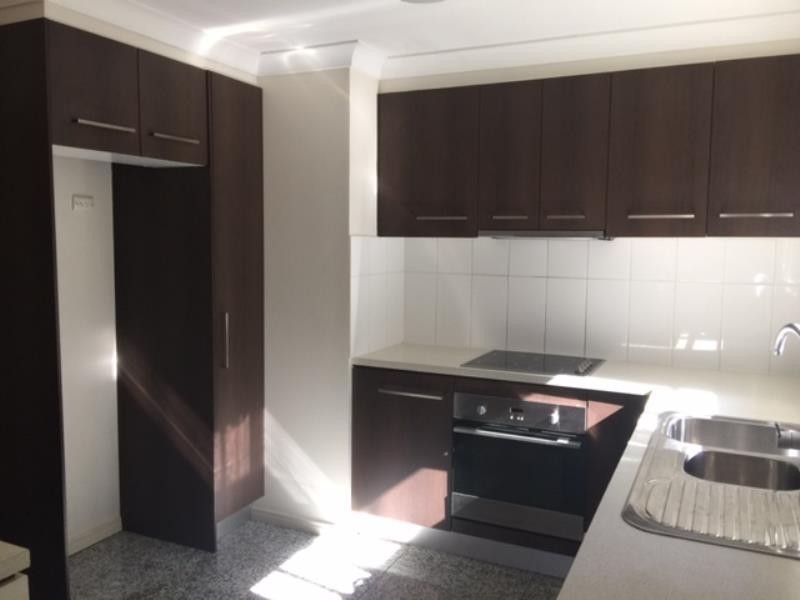 36 Clarina Street, Chapel Hill QLD 4069