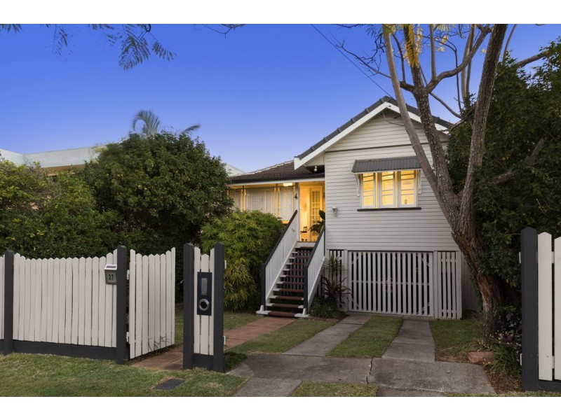27 Fosbery Street, Windsor QLD 4030