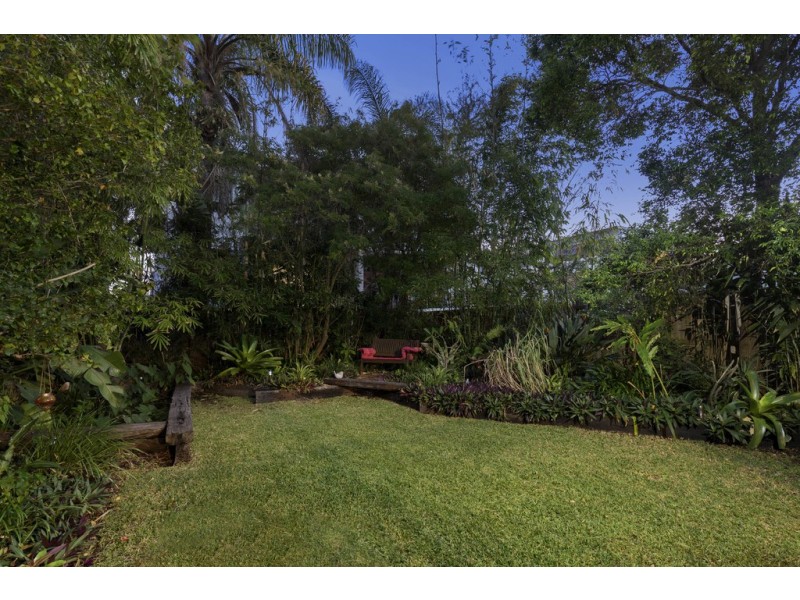 27 Fosbery Street, Windsor QLD 4030