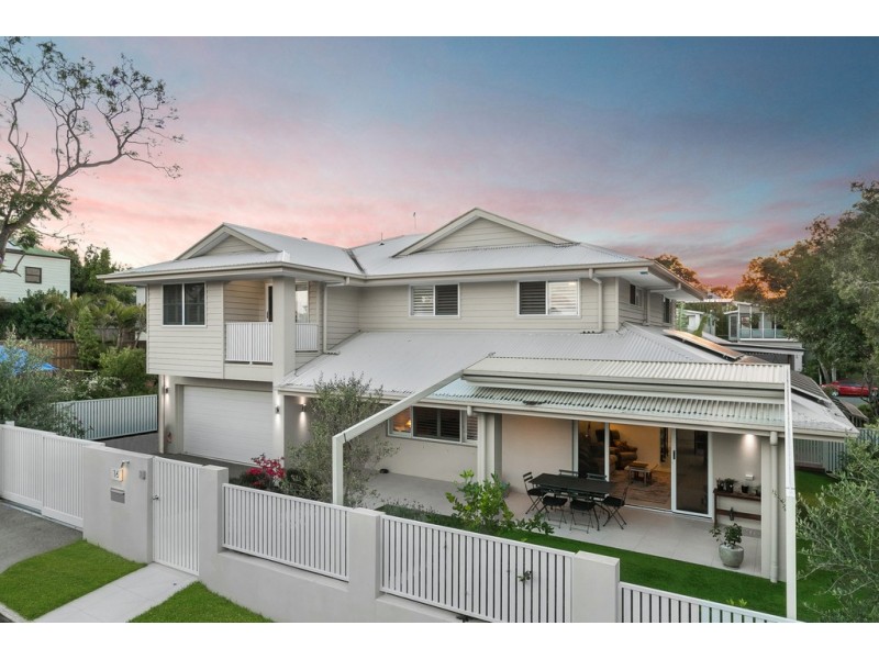 16 Nicholson Lane, Ashgrove QLD 4060