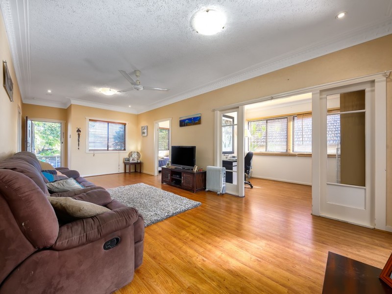 57 Lewin Street, Bardon QLD 4065