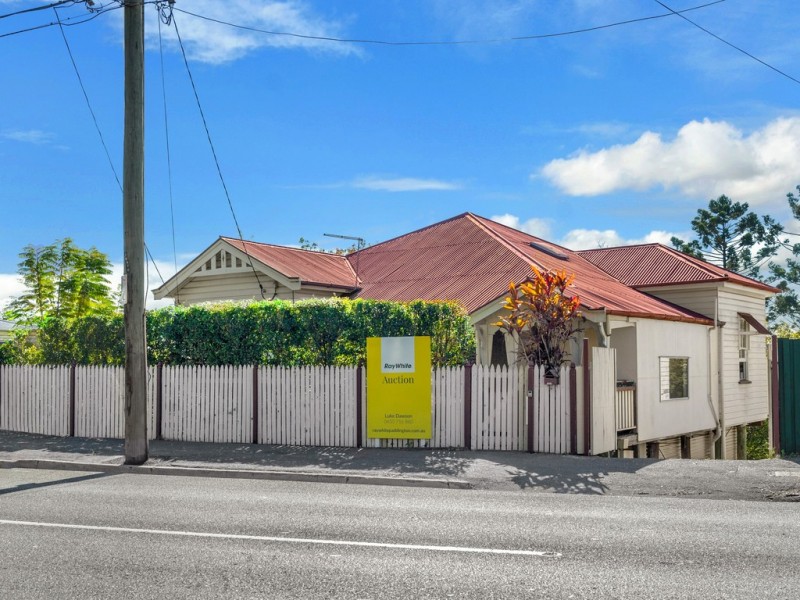 37 Macgregor Terrace, Bardon QLD 4065