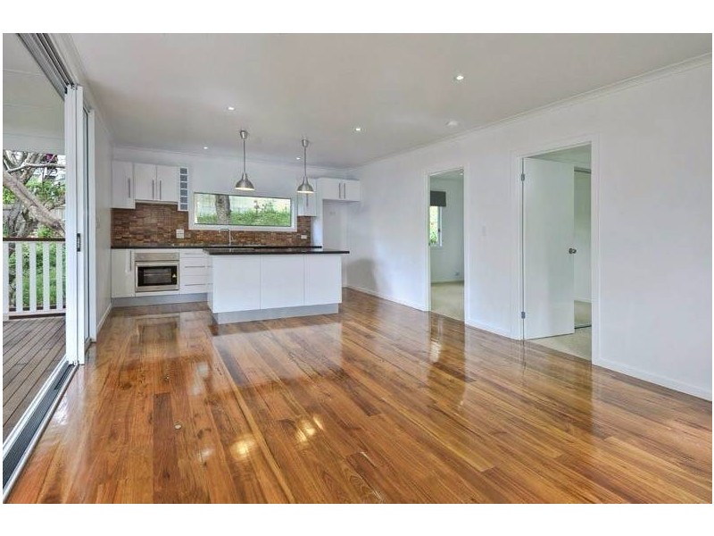 37 Macgregor Terrace, Bardon QLD 4065