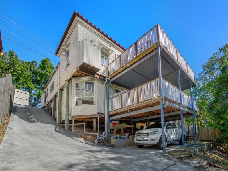 37 Macgregor Terrace, Bardon QLD 4065