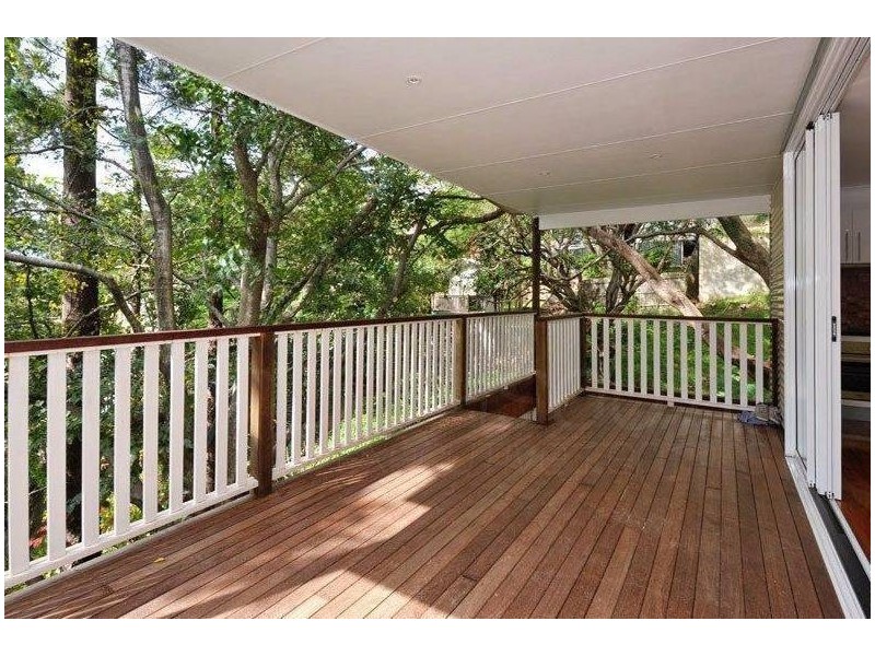 37 Macgregor Terrace, Bardon QLD 4065