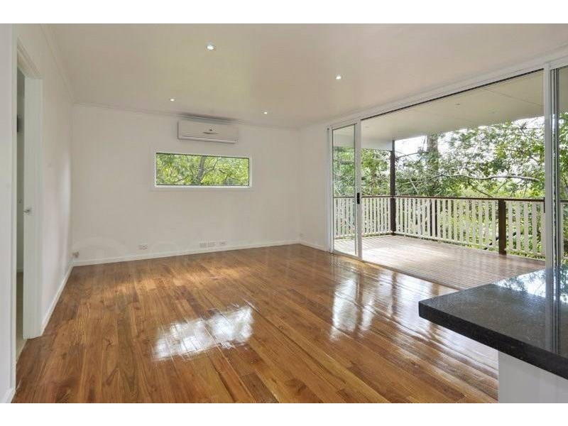 37 Macgregor Terrace, Bardon QLD 4065