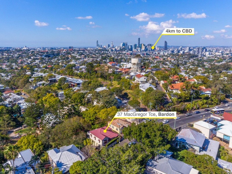 37 Macgregor Terrace, Bardon QLD 4065