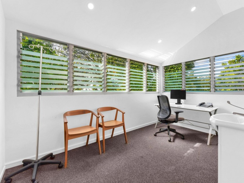 104A Haig Road, Milton QLD 4064