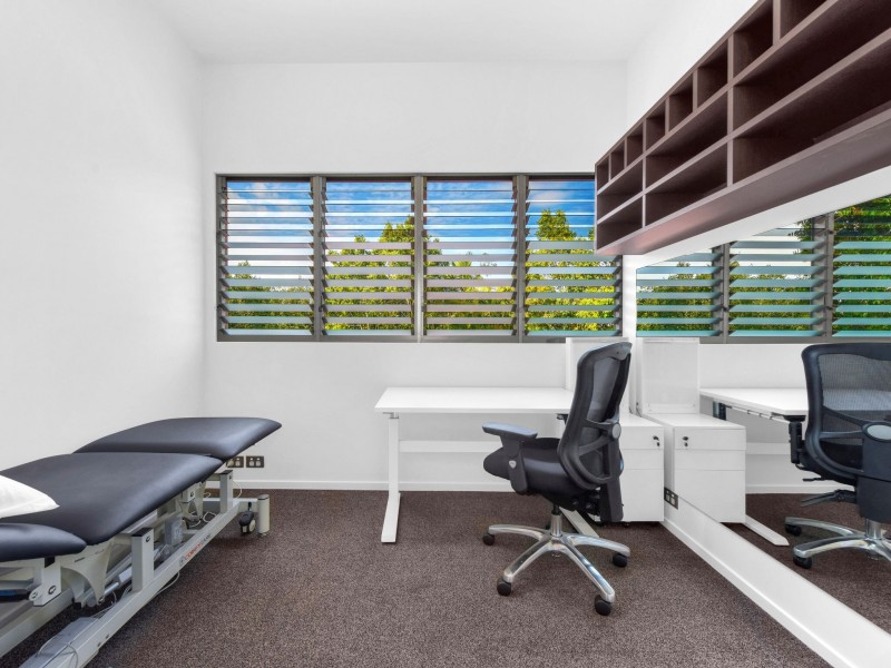 104A Haig Road, Milton QLD 4064