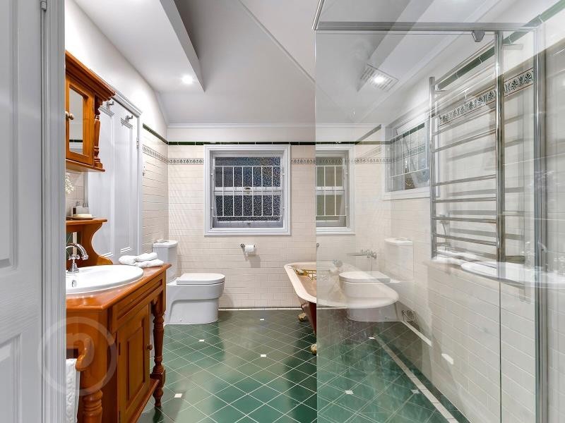 6 Dart Street, Auchenflower QLD 4066