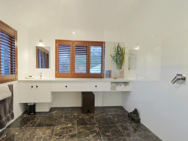 62 Haining Street Bardon Qld 4065 62 Haining Street Bardon Qld 4065