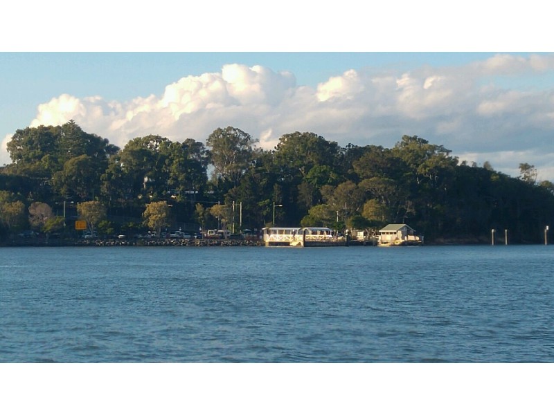 6 Wharf Street, Macleay Island QLD 4184