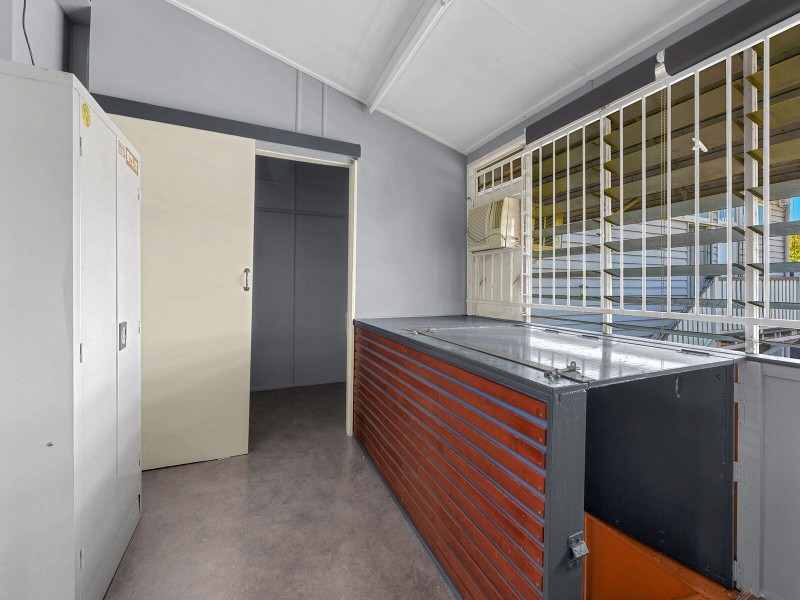 203 Wynnum Road, Norman Park QLD 4170