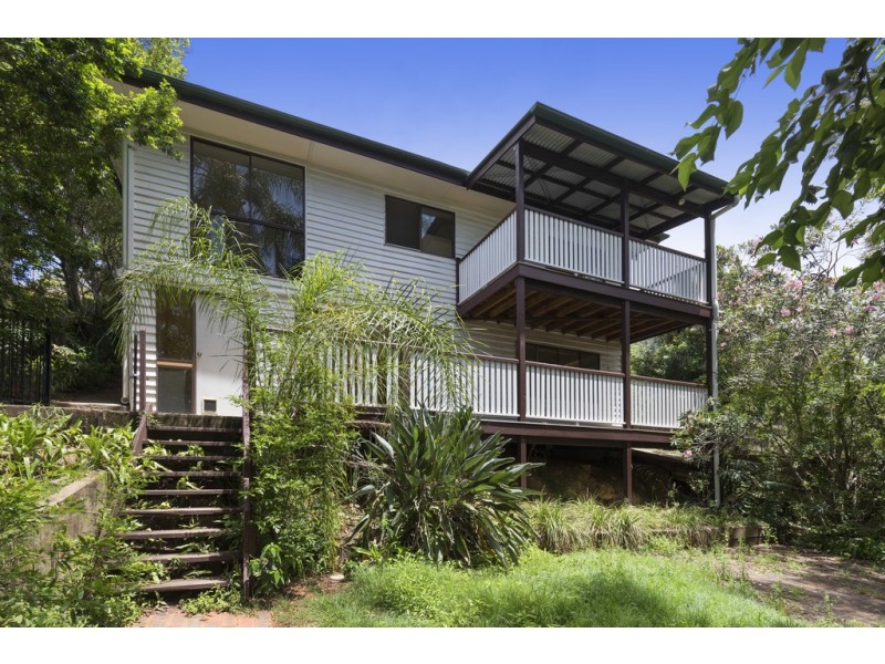 26 Paramount Terrace, Seven Hills QLD 4170