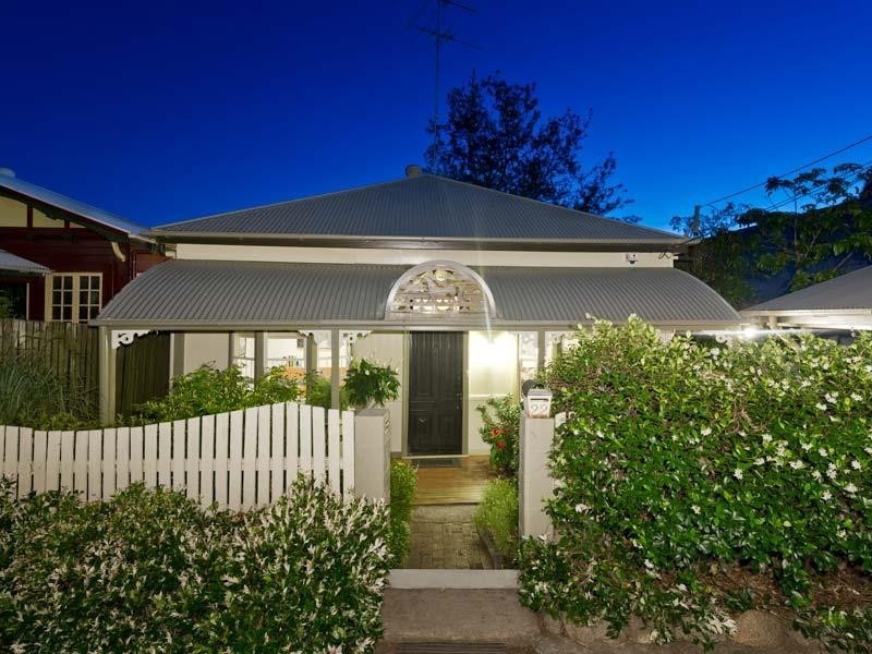 22 Cambridge Street, Red Hill QLD 4059