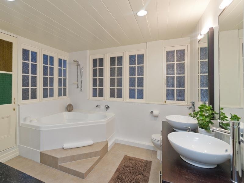 22 Cambridge Street, Red Hill QLD 4059