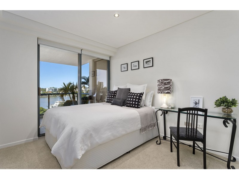 15/42 Ferry Street, Kangaroo Point QLD 4169