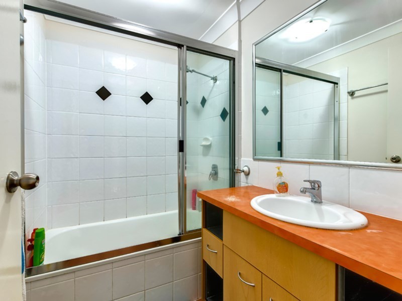 4/186 Butterfield Street, Herston QLD 4006