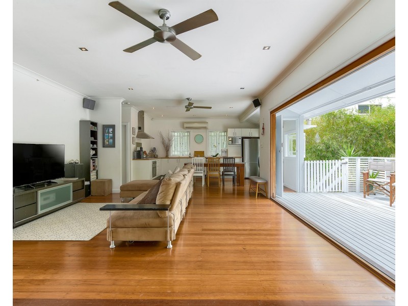 14 Main Avenue, Wavell Heights QLD 4012