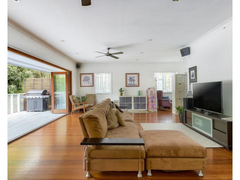 14 Main Avenue, Wavell Heights QLD 4012