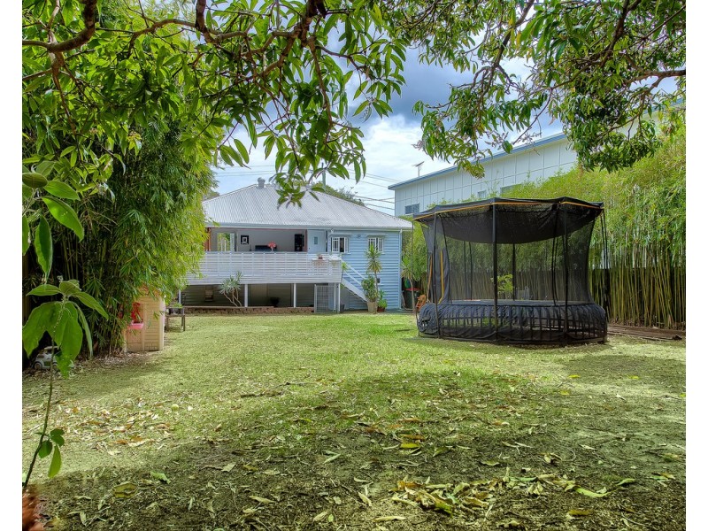 14 Main Avenue, Wavell Heights QLD 4012