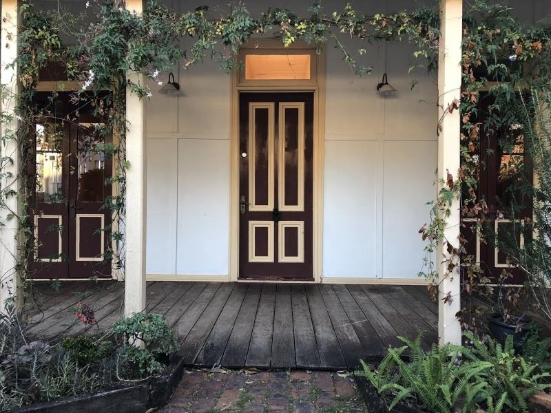 16 Garling Street, Red Hill QLD 4059