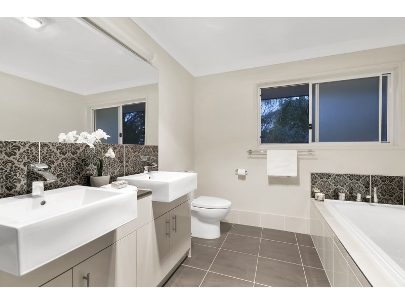 28 Banool Street, Ashgrove QLD 4060