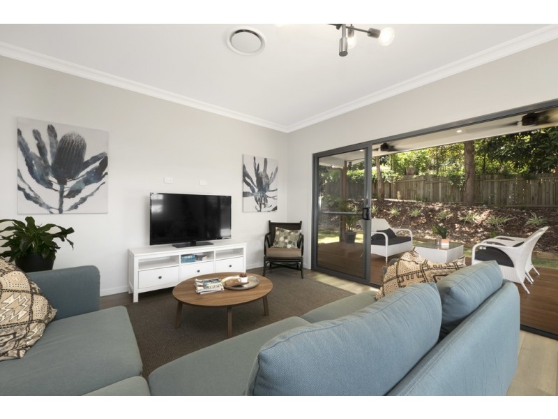 3 Ferguson Street, Mount Lofty QLD 4350
