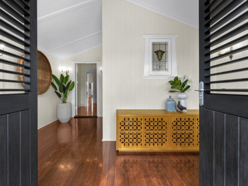 71 Glenlyon Drive, Ashgrove QLD 4060