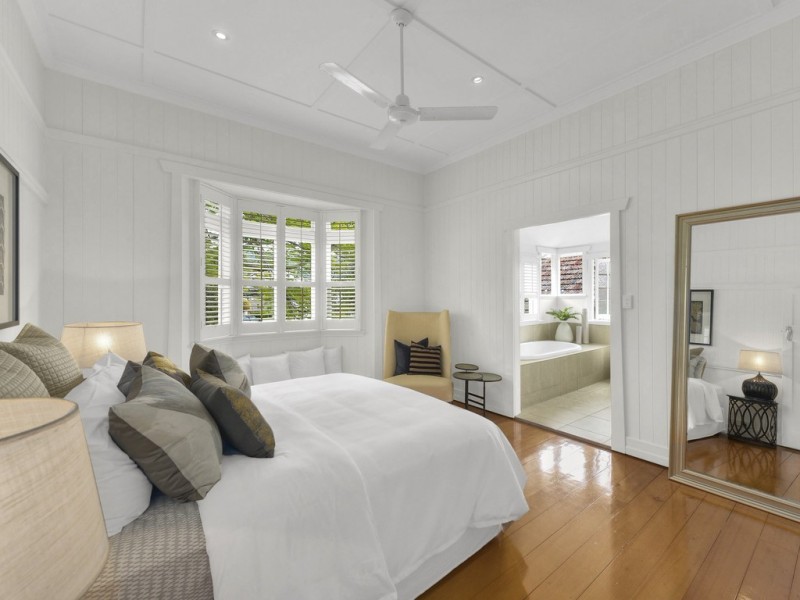 71 Glenlyon Drive, Ashgrove QLD 4060