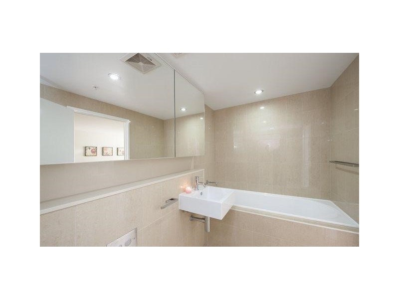 4039/35 Harbour Road, Hamilton QLD 4007