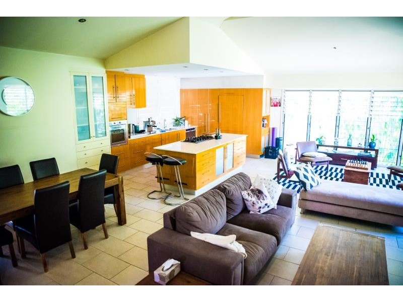 57 Coopers Camp Road, Bardon QLD 4065