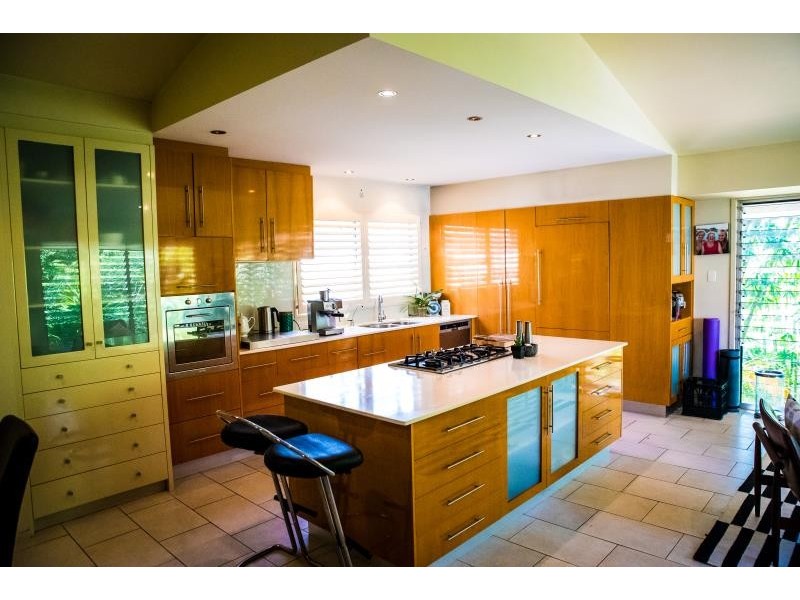 57 Coopers Camp Road, Bardon QLD 4065