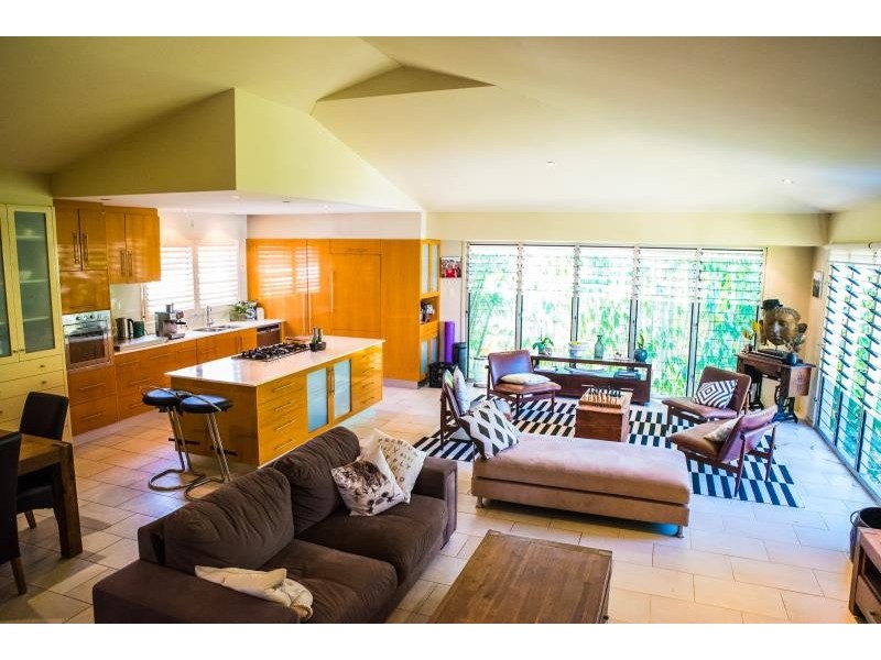 57 Coopers Camp Road, Bardon QLD 4065