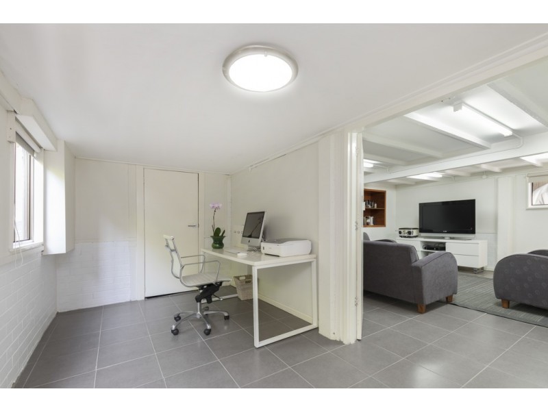 52 Accession Street, Bardon QLD 4065