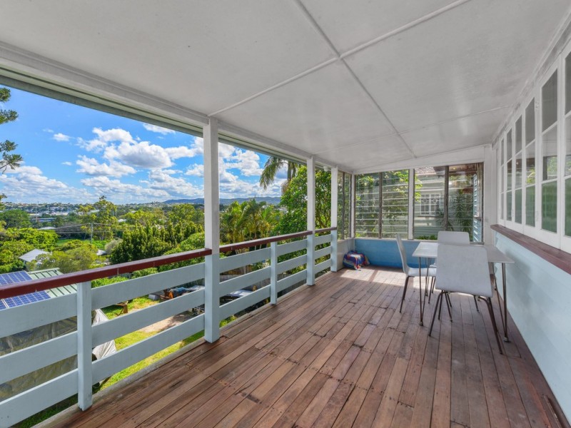 112 Abuklea Street, Newmarket QLD 4051