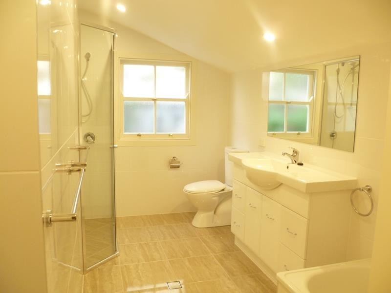 34 Robert Street, Spring Hill QLD 4000